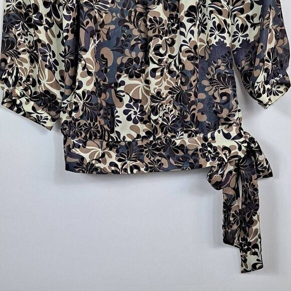 Larry Levine ladies blouse - Picture 3 of 10